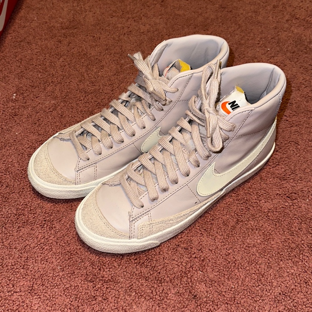 Nike blazer